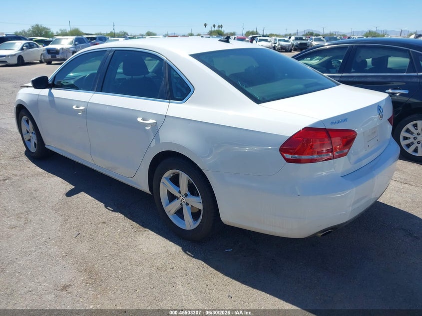 2014 Volkswagen Passat VIN 1VWBT7A37EC073113 IAAI salvage auction — RIGHT FRONT, Salvage (Arizona), sold $900 on 2026-07-12 (photo 3)