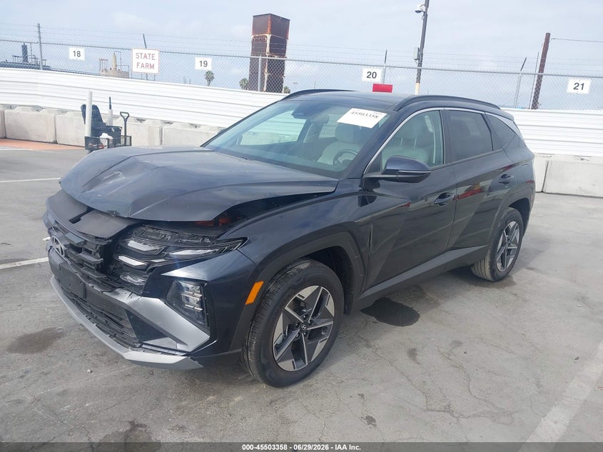 2025 Hyundai Tucson VIN KM8JCDD16SU350956 IAAI salvage auction — FRONT & REAR, Salvage (California), sold $12,450 on 2026-07-08 (photo 2)