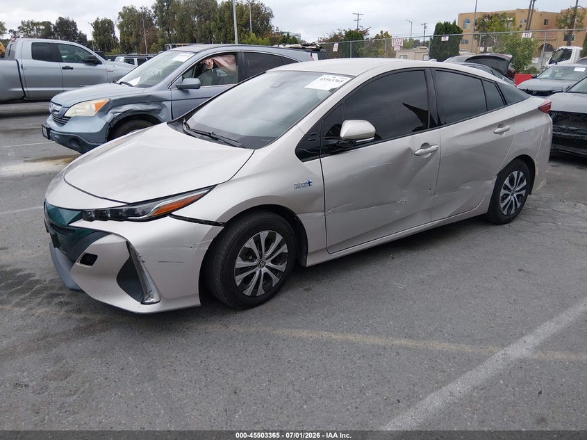 2017 Toyota Prius VIN JTDKARFP3H3067202 IAAI salvage auction — SIDE, Salvage Title, sold $5,500 on 2026-07-19 (photo 2)