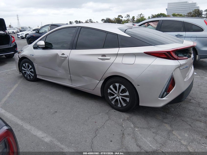 2017 Toyota Prius VIN JTDKARFP3H3067202 IAAI salvage auction — SIDE, Salvage Title, sold $5,500 on 2026-07-19 (photo 3)