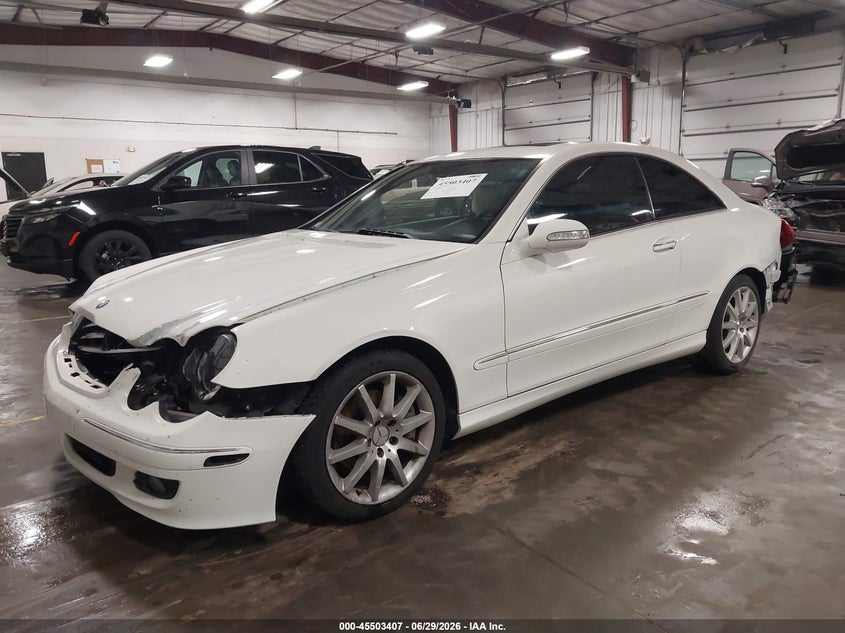 2007 Mercedes-benz Clk-klasse VIN WDBTJ56H17F208916 IAAI salvage auction — FRONT & REAR, Salvage (Iowa), sold $425 on 2026-08-04 (photo 2)