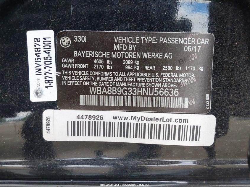 2017 BMW 3er VIN WBA8B9G33HNU56636 IAAI salvage auction — FRONT & REAR, Wait Title, sold $425 on 2026-08-19 (photo 9)