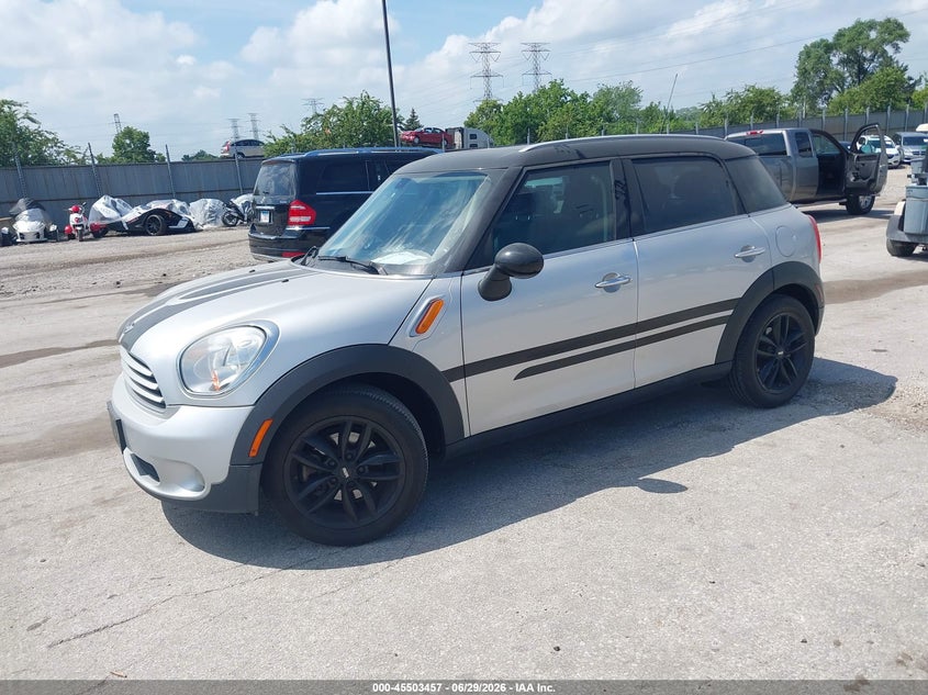 2014 Mini Countryman VIN WMWZB3C56EWM31910 IAAI salvage auction — NORMAL WEAR, Clear (Illinois), sold $550 on 2026-07-20 (photo 2)