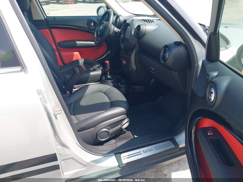 2014 Mini Countryman VIN WMWZB3C56EWM31910 IAAI salvage auction — NORMAL WEAR, Clear (Illinois), sold $550 on 2026-07-20 (photo 5)