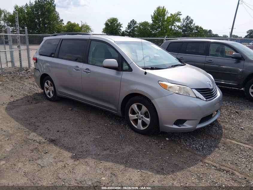 2014 Toyota Sienna VIN 5TDKK3DC3ES450979 IAAI salvage auction — LEFT FRONT, Clear (Virginia), sold $2,050 on 2026-07-17 (photo 1)