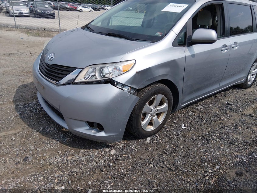 2014 Toyota Sienna VIN 5TDKK3DC3ES450979 IAAI salvage auction — LEFT FRONT, Clear (Virginia), sold $2,050 on 2026-07-17 (photo 6)