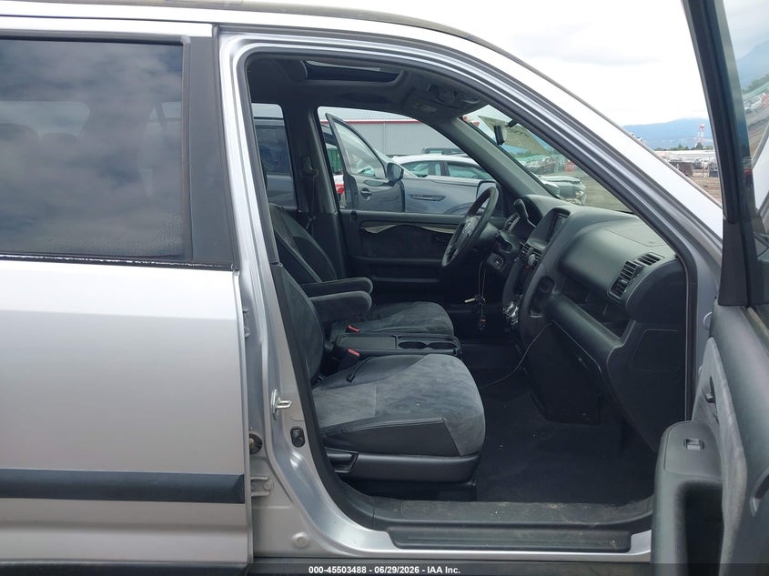 2004 Honda Cr-v VIN JHLRD78854C034523 IAAI salvage auction — NORMAL WEAR, Clear (California), sold $1,100 on 2026-07-14 (photo 5)