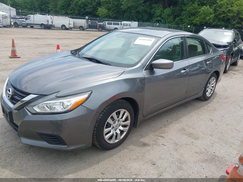 2017 Nissan Altima VIN 1N4AL3AP3HC137068 IAAI salvage auction — NORMAL WEAR, Clear (Maryland), sold $500 on 2026-07-21 (photo 2)