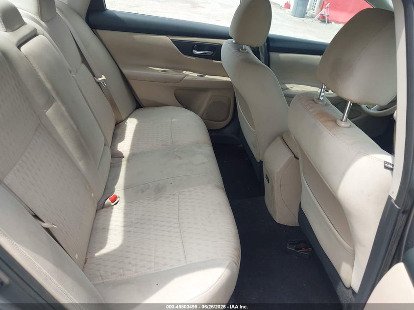 2017 Nissan Altima VIN 1N4AL3AP3HC137068 IAAI salvage auction — NORMAL WEAR, Clear (Maryland), sold $500 on 2026-07-21 (photo 8)