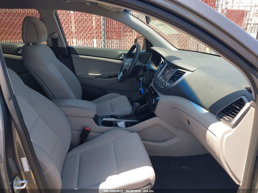 2018 Hyundai Tucson VIN KM8J23A40JU682837 IAAI salvage auction — FRONT END, Sf97 (California), sold $525 on 2026-07-28 (photo 5)
