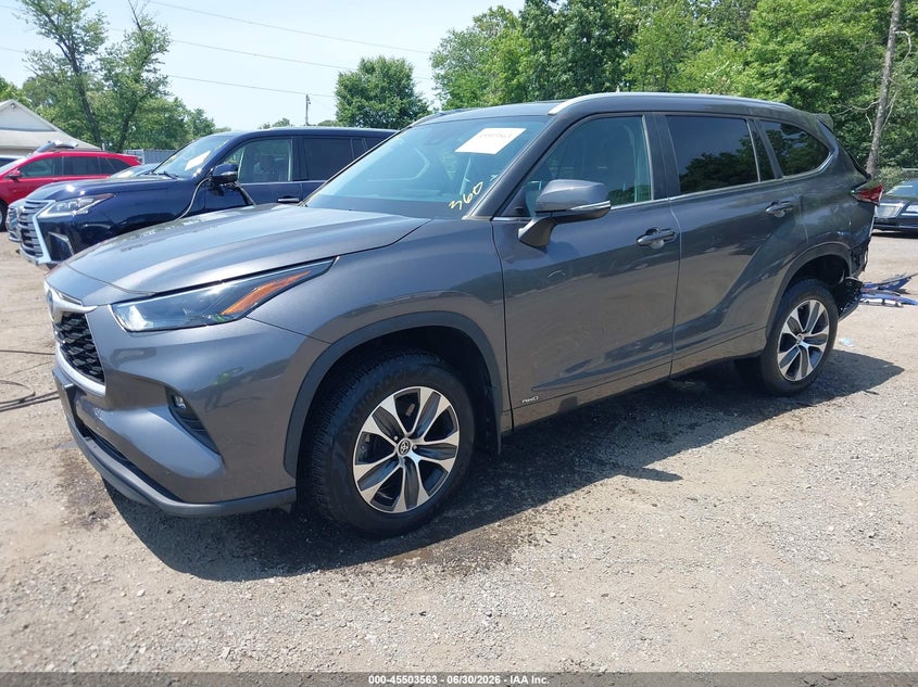 2023 Toyota Highlander VIN 5TDKBRCH7PS123861 IAAI salvage auction — REAR END, Salvage - Greater Than 75% (Maryland), sold $17,000 on 2026-07-22 (photo 2)