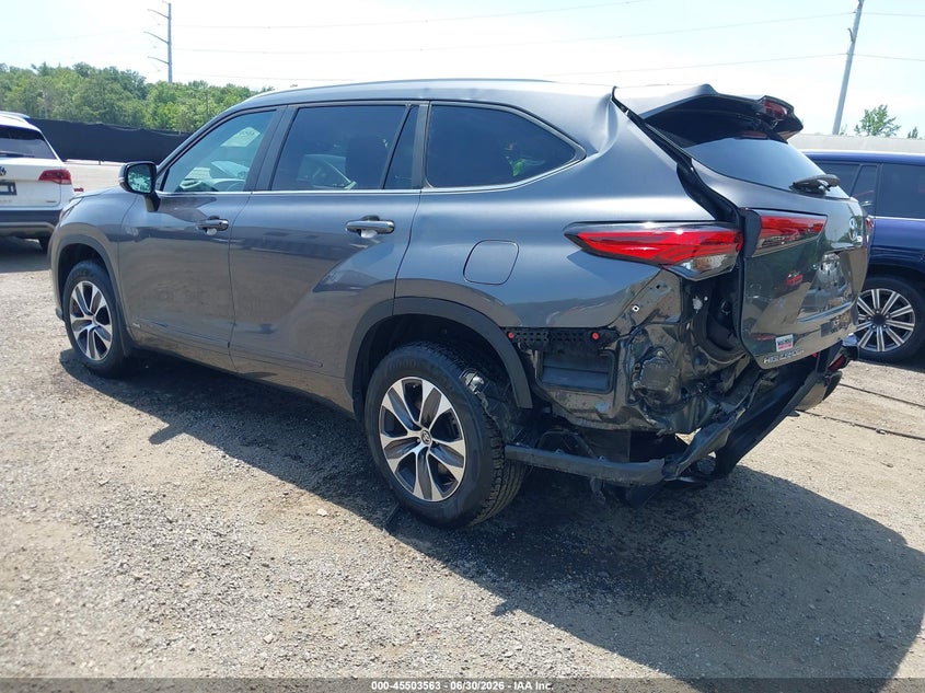 2023 Toyota Highlander VIN 5TDKBRCH7PS123861 IAAI salvage auction — REAR END, Salvage - Greater Than 75% (Maryland), sold $17,000 on 2026-07-22 (photo 3)