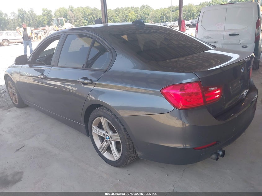 2012 BMW 3er VIN WBA3A5C50CF342304 IAAI salvage auction — FRONT END, Clear (Georgia), sold $450 on 2026-07-09 (photo 3)