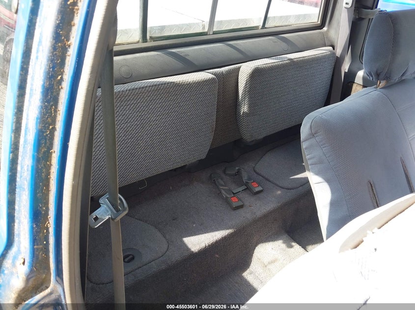 1992 Toyota Pickup VIN JT4RN93P6N5061045 IAAI salvage auction — NORMAL WEAR, Clear (South Carolina), sold $2,500 on 2026-07-28 (photo 8)