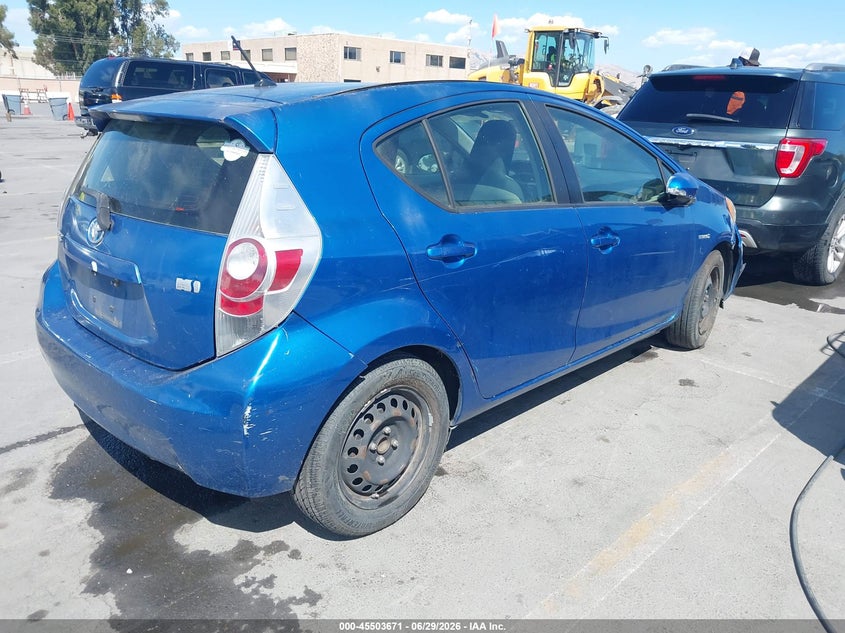 2012 Toyota Prius c VIN JTDKDTB32C1022182 IAAI salvage auction — NORMAL WEAR, Bill Of Sale (California), sold $175 on 2026-07-29 (photo 4)