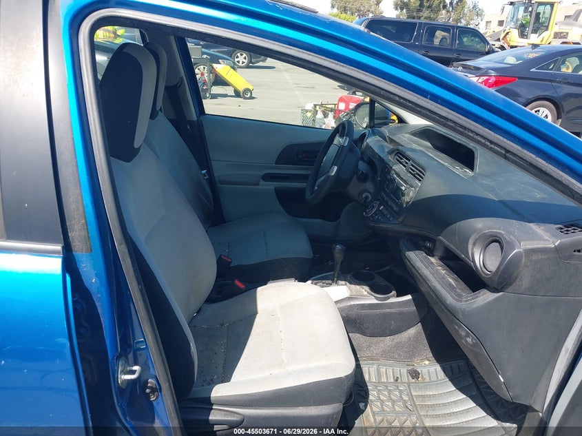 2012 Toyota Prius c VIN JTDKDTB32C1022182 IAAI salvage auction — NORMAL WEAR, Bill Of Sale (California), sold $175 on 2026-07-29 (photo 5)