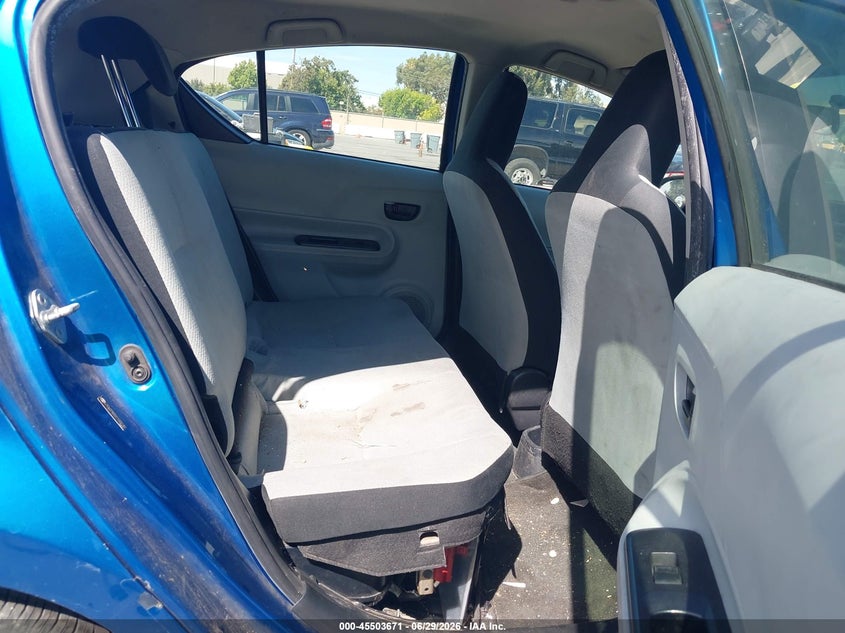 2012 Toyota Prius c VIN JTDKDTB32C1022182 IAAI salvage auction — NORMAL WEAR, Bill Of Sale (California), sold $175 on 2026-07-29 (photo 8)