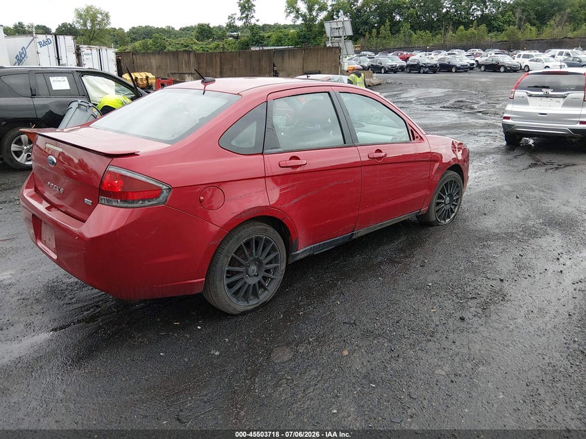2010 Ford Focus VIN 1FAHP3GN7AW285592 IAAI salvage auction — SIDE, Salvage (Pennsylvania), sold $200 on 2026-07-10 (photo 4)