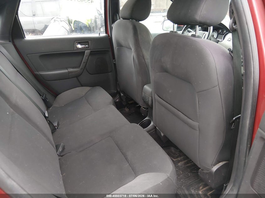 2010 Ford Focus VIN 1FAHP3GN7AW285592 IAAI salvage auction — SIDE, Salvage (Pennsylvania), sold $200 on 2026-07-10 (photo 8)