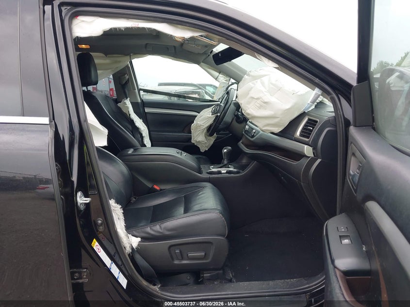 2018 Toyota Highlander VIN 5TDJZRFH3JS859481 IAAI salvage auction — LEFT SIDE, Mv-907A (New York), sold $6,200 on 2026-07-30 (photo 5)