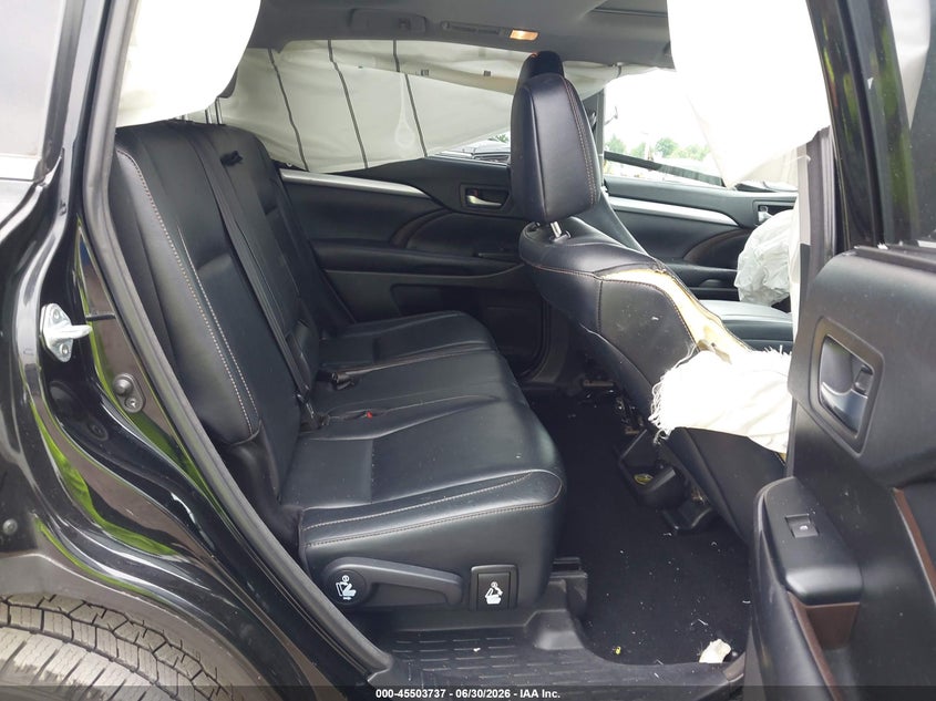 2018 Toyota Highlander VIN 5TDJZRFH3JS859481 IAAI salvage auction — LEFT SIDE, Mv-907A (New York), sold $6,200 on 2026-07-30 (photo 8)