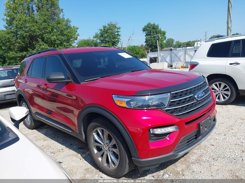 2022 Ford Explorer VIN 1FMSK8DH1NGC37995 IAAI salvage auction — NORMAL WEAR, Clear (Illinois), sold $8,500 on 2026-07-28 (photo 1)