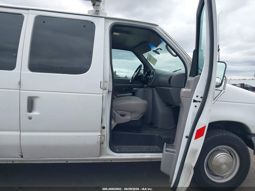 2002 Ford E 250 VIN 1FTNE24L02HB36723 IAAI salvage auction — FRONT END, Enterprise Vehicles Clear Only (Oregon), sold $100 on 2026-07-08 (photo 5)