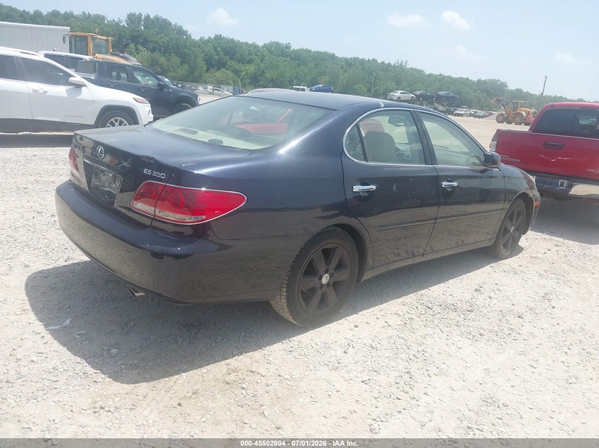 2005 Lexus Es 330 VIN JTHBA30G455065379 IAAI salvage auction — NORMAL WEAR, Original (Ohio), sold $1,875 on 2026-07-22 (photo 4)