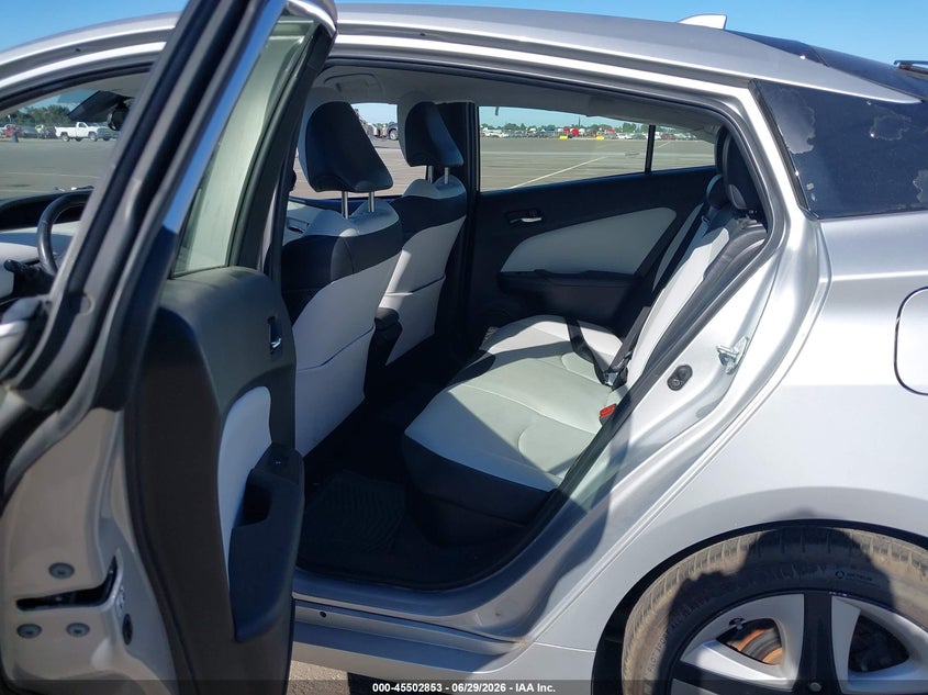 2017 Toyota Prius VIN JTDKARFU7H3050831 IAAI salvage auction — SIDE, Salvage (California), sold $25 on 2026-07-21 (photo 8)