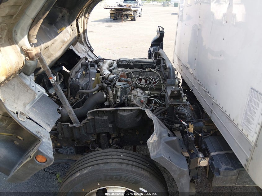 2016 Hino 155 VIN JHHYDM1HXGK002840 IAAI salvage auction — REAR END, Wait Title, sold $125 on 2026-09-30 (photo 9)