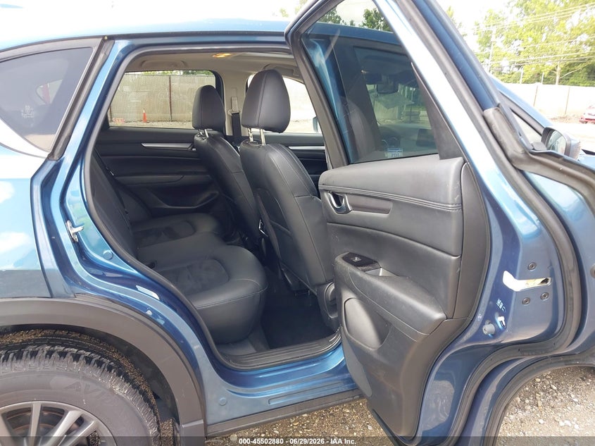 2020 Mazda Cx-5 VIN JM3KFBCM1L0863290 IAAI salvage auction — FRONT & REAR, Salvage Title, sold $5,200 on 2026-07-31 (photo 8)