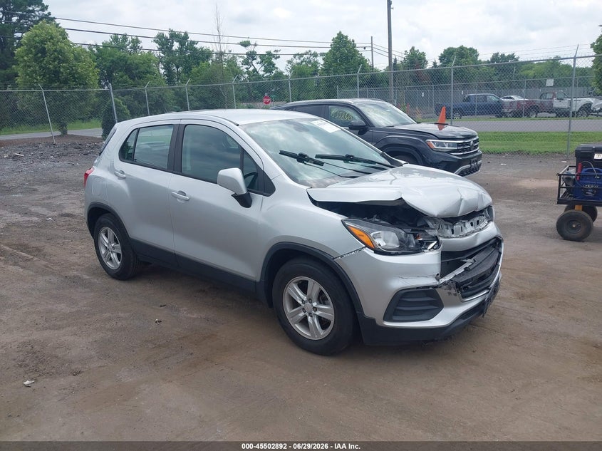 2020 Chevrolet Trax VIN KL7CJKSB2LB038310 IAAI salvage auction — FRONT END, Salvage (Virginia), sold $1,000 on 2026-07-28 (photo 1)