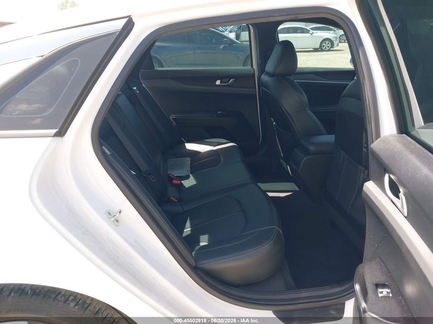 2022 Kia K5 VIN 5XXG64J25NG151197 IAAI salvage auction — LEFT SIDE, Wait Title, sold $8,075 on 2026-08-19 (photo 8)