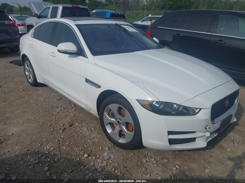 2017 Jaguar Xe VIN SAJAS4BN7HA976637 IAAI salvage auction — NORMAL WEAR, Clear-Endorsement (Wisconsin), sold $400 on 2026-07-09 (photo 1)