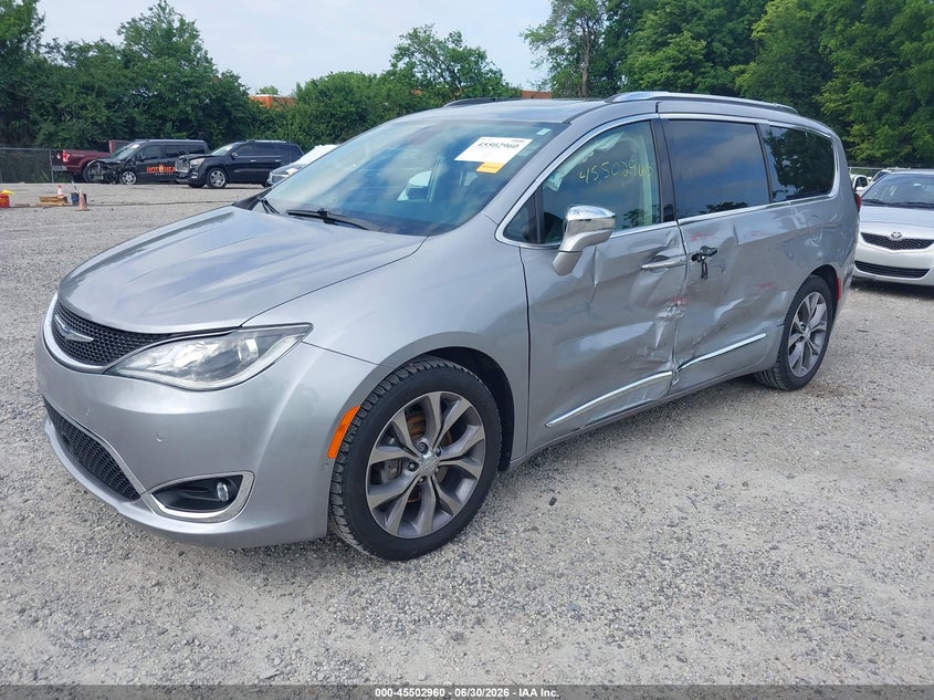 2019 Chrysler Pacifica VIN 2C4RC1GG0KR604020 IAAI salvage auction — SIDE, Salvage (Ohio), sold $6,200 on 2026-07-26 (photo 2)