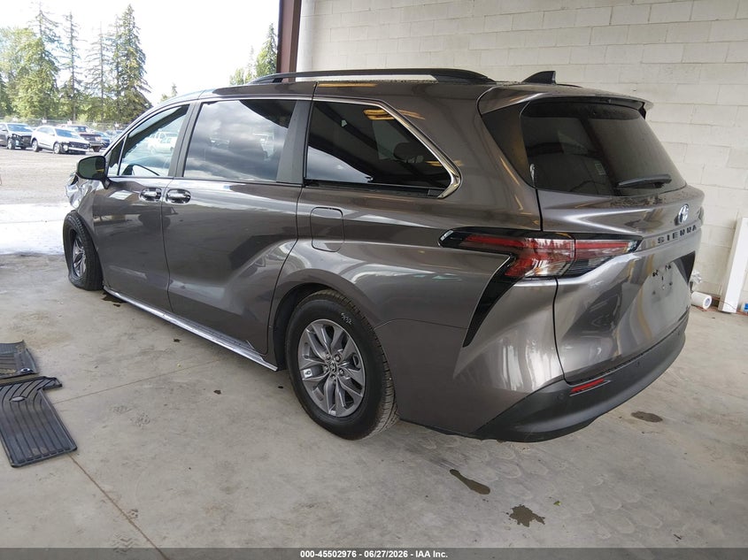 2023 Toyota Sienna VIN 5TDYRKEC7PS155353 IAAI salvage auction — FRONT END, Salvage Title, sold $15,000 on 2026-08-20 (photo 3)