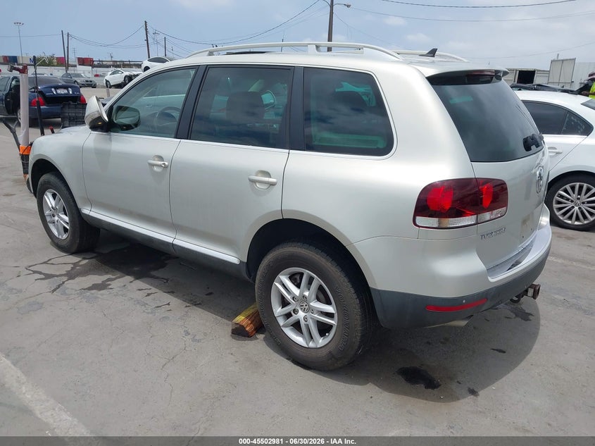 2008 Volkswagen Touareg VIN WVGBE77L88D050454 IAAI salvage auction — FRONT END, Clear - Dealer Only (California), sold $2,450 on 2026-07-08 (photo 3)