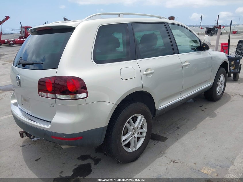 2008 Volkswagen Touareg VIN WVGBE77L88D050454 IAAI salvage auction — FRONT END, Clear - Dealer Only (California), sold $2,450 on 2026-07-08 (photo 4)