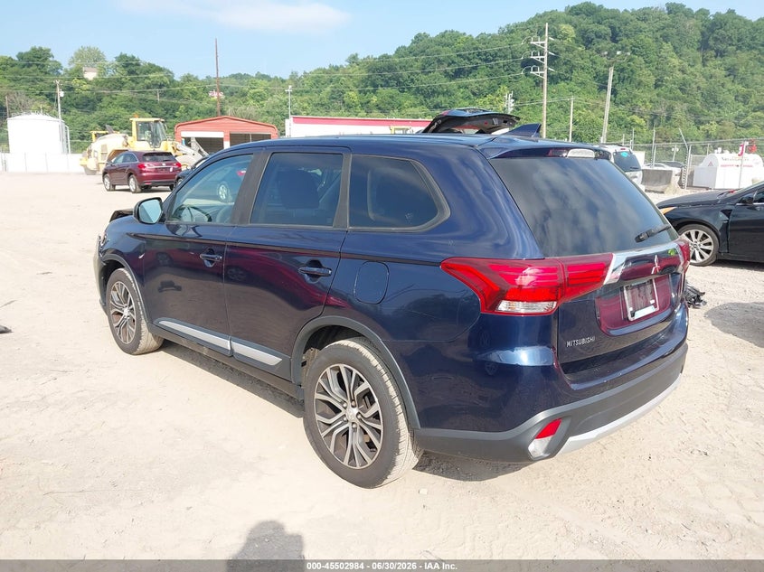 2018 Mitsubishi Outlander VIN JA4AZ3A34JZ056812 IAAI salvage auction — FRONT END, Salvage (Pennsylvania), sold $2,725 on 2026-07-28 (photo 3)