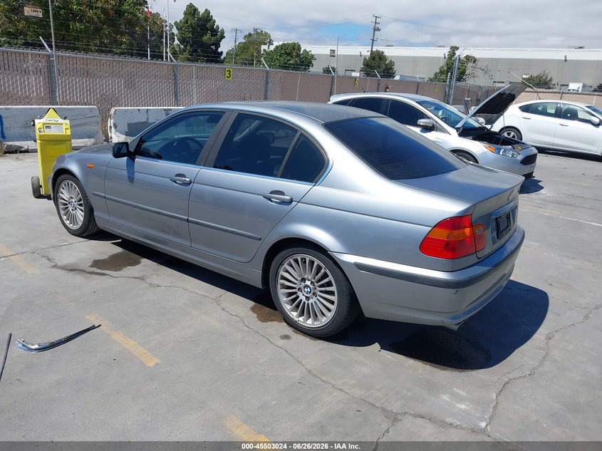 2003 BMW 3 series VIN WBAEV53473KM31959 IAAI salvage auction — NORMAL WEAR, Clear - Dealer Only (California), sold $150 on 2026-07-13 (photo 3)