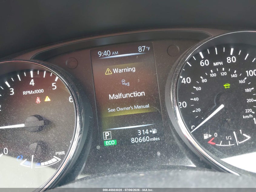 2017 Nissan Rogue VIN 5N1ET2MV6HC768246 IAAI salvage auction — REAR END, Salvage Title, sold $3,300 on 2026-07-31 (photo 7)