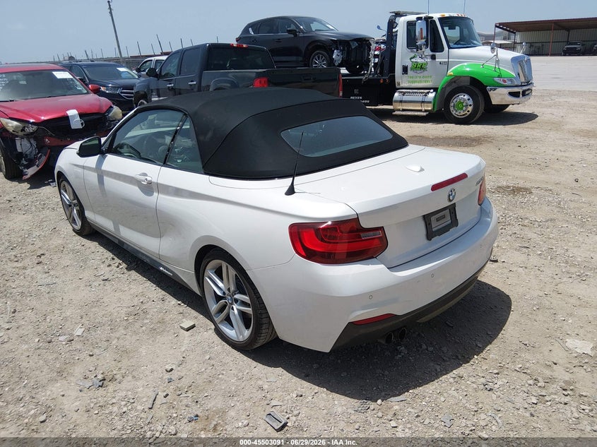 2017 BMW 2er VIN WBA2K9C33HV647355 IAAI salvage auction — RIGHT FRONT, Salvage Title, sold $6,000 on 2026-08-14 (photo 3)