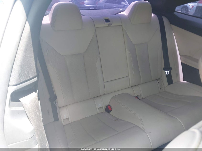 2023 BMW 4er VIN WBA53AP0XPCM68252 IAAI salvage auction — LEFT & RIGHT, Salvage Title, sold $13,700 on 2026-08-20 (photo 8)