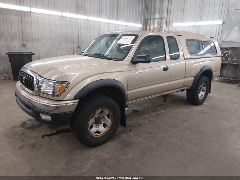 2001 Toyota Tacoma VIN 5TEWM72N31Z764409 IAAI salvage auction — NORMAL WEAR, Clear (Minnesota), sold $1,900 on 2026-07-28 (photo 2)