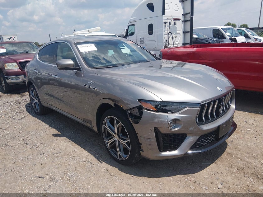 2022 Maserati Levante VIN ZN661XUA0NX396351 IAAI salvage auction — RIGHT FRONT, Clear (New York), sold $17,200 on 2026-07-08 (photo 1)