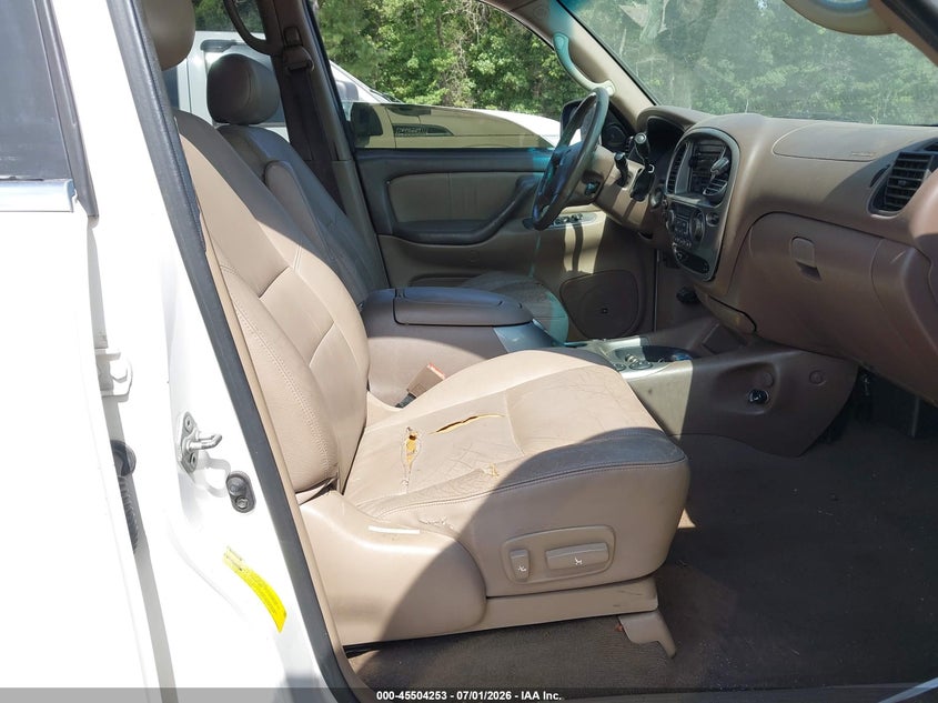 2002 Toyota Sequoia VIN 5TDBT48A32S087929 IAAI salvage auction — UNKNOWN, Salvage (South Carolina), sold $425 on 2026-07-28 (photo 5)