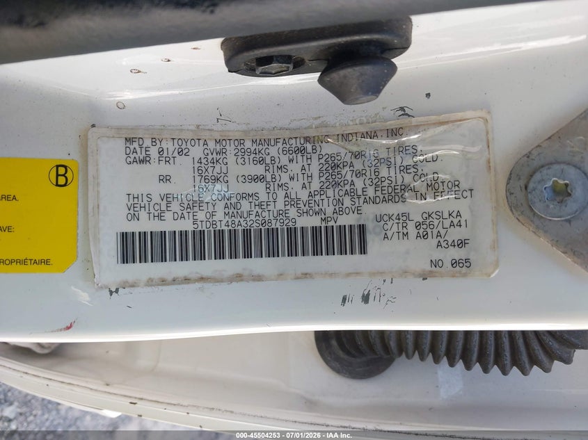 2002 Toyota Sequoia VIN 5TDBT48A32S087929 IAAI salvage auction — UNKNOWN, Salvage (South Carolina), sold $425 on 2026-07-28 (photo 9)