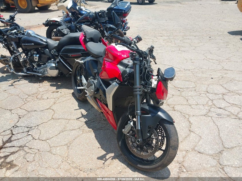 2023 Ducati Streetfighter VIN ZDMFAKYW7PB005680 IAAI salvage auction — ALL OVER, Salvage (South Carolina), sold $5,700 on 2026-08-18 (photo 1)