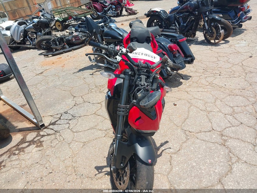 2023 Ducati Streetfighter VIN ZDMFAKYW7PB005680 IAAI salvage auction — ALL OVER, Salvage (South Carolina), sold $5,700 on 2026-08-18 (photo 5)