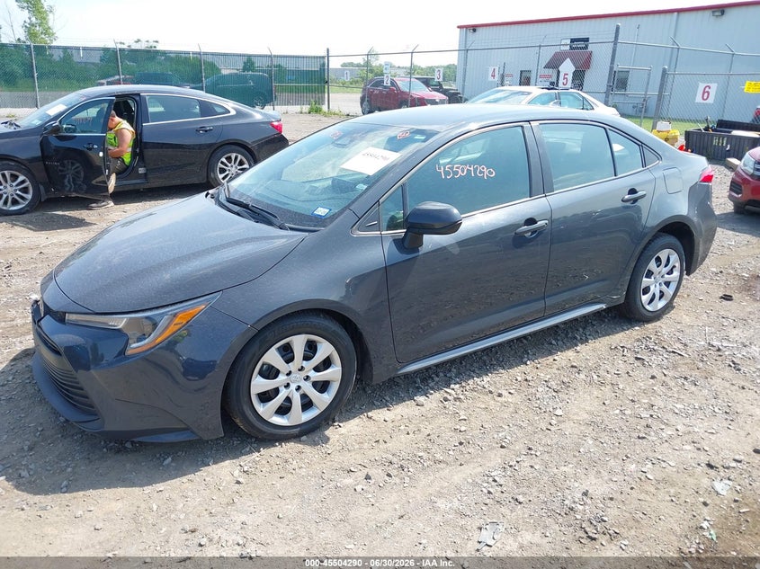 2024 Toyota Corolla VIN 5YFB4MDE8RP144182 IAAI salvage auction — RIGHT FRONT, Clear (Texas), sold $7,650 on 2026-07-08 (photo 2)